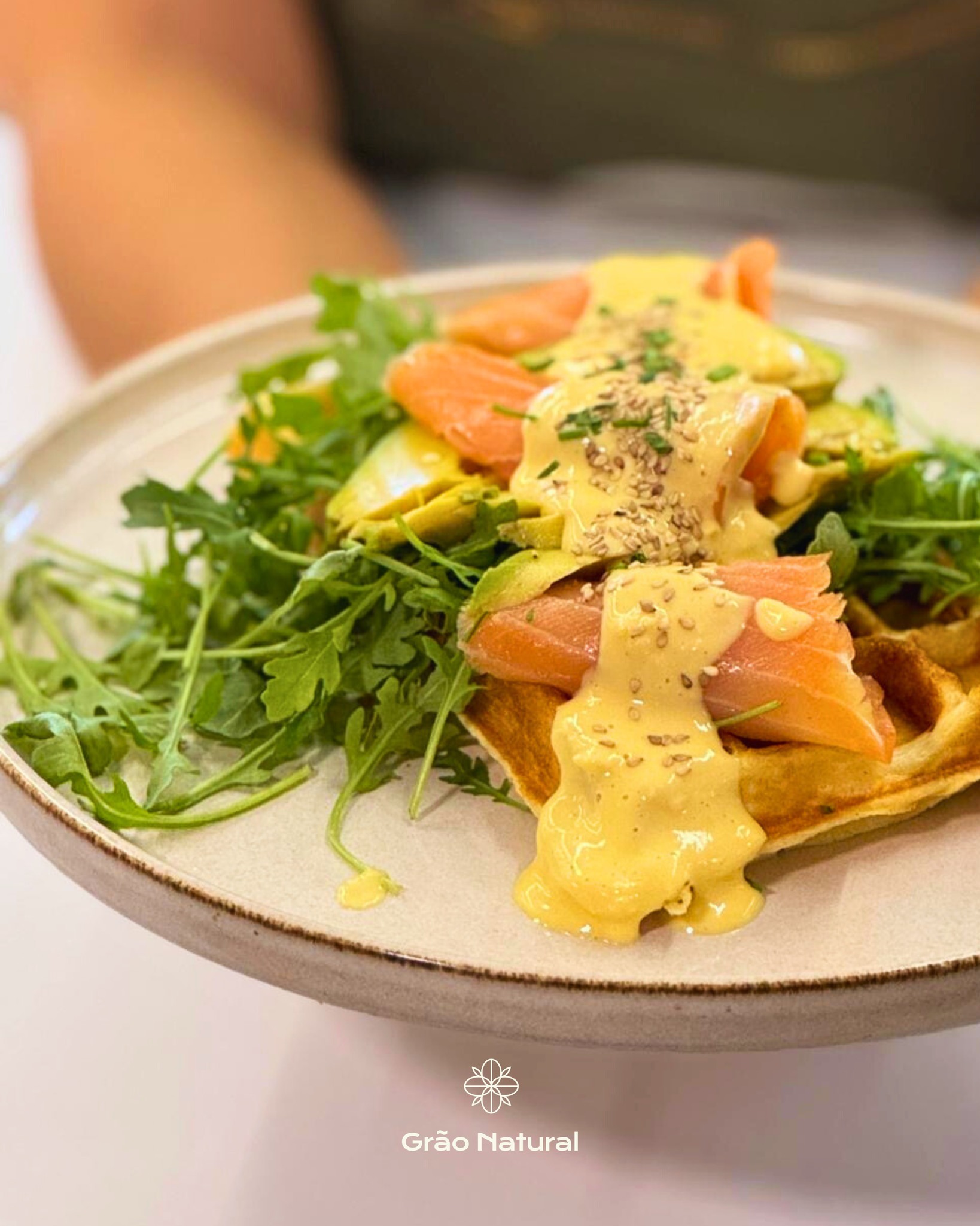 Sim, é tão delicioso como parece. 🤤💚
Os nossos famosos waffles são 100% personalizáveis e contam com uma versão vegan e sem glúten. Já experimentaste? 😍
_
#graonatural #alimentaoteudia #arcosdevaldevez #comerbemviverbem #brunchlovers