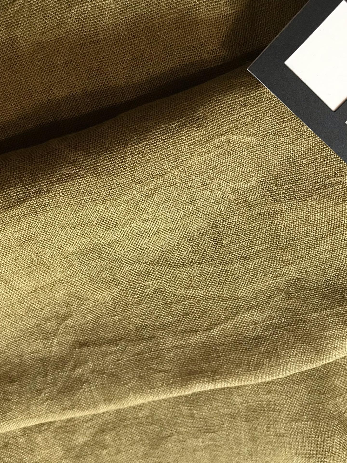 IDÉE CADEAU - quelques pièces de voile de lin sont également à découvrir sur mon site. Teinture naturelle réalisée avec des plantes sauvages de Normandie.
#naturaldye #orne #normandie #wildcolor #artisanatfrancais #natural
—-
Artisane d’art et formatrice en arts textiles
Gardienne de savoir-faire en Normandie
Dentelle, broderie et teinture naturelle